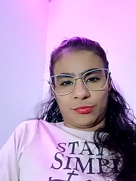 Leslly  online show from February 11, 2026, 11:10 am