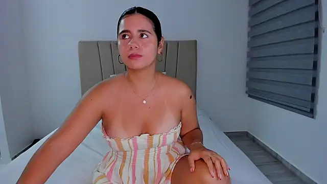 Natasha-28 online show from January 13, 2026, 1:42 am