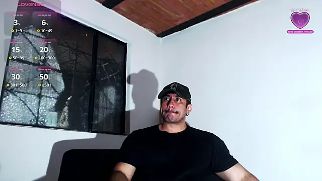 Snapshot of willian_m777 chatting on June 25, 2026, 4:21 am willian m777 online show from June 25, 2026, 4:21 am