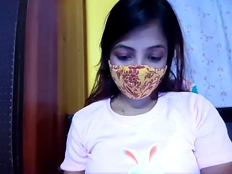 cutesoma2 online show from October 28, 2025, 5:56 pm