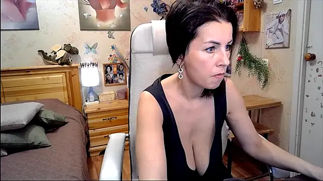 Kendra Mom online show from February 6, 2026, 9:38 am