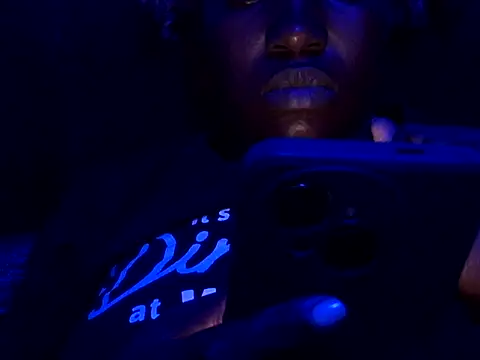 Sexy racy rebel  online show from December 20, 2025, 9:06 pm