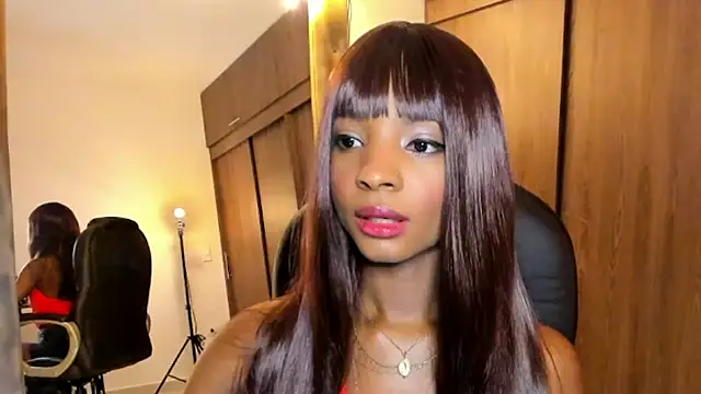 alikahouston4 online show from March 19, 2025, 6:35 am