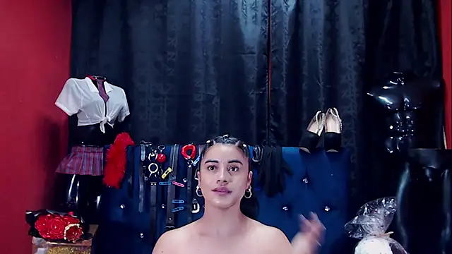 Snapshot of Hannamariana chatting on August 3, 2026, 1:39 pm Hannamariana online show from August 3, 2026, 1:39 pm