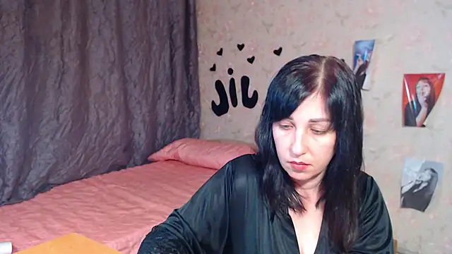 Snapshot of JillStevens chatting on September 12, 2025, 6:51 pm JillStevens online show from September 12, 2025, 6:51 pm