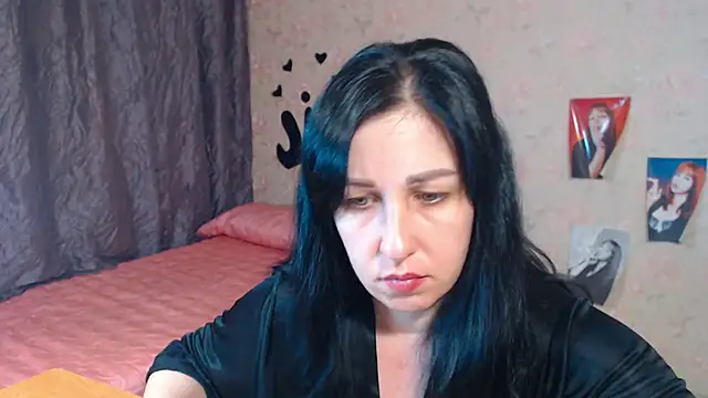 Snapshot of JillStevens chatting on November 7, 2025, 4:22 pm JillStevens online show from November 7, 2025, 4:22 pm