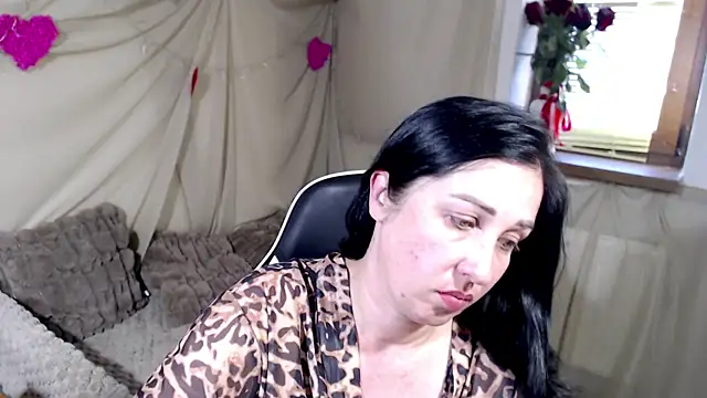 Snapshot of JillStevens chatting on July 25, 2026, 4:57 pm JillStevens online show from July 25, 2026, 4:57 pm