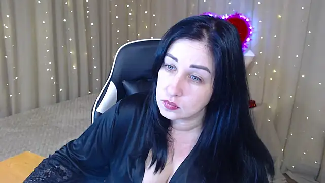 JillStevens online show from February 10, 2026, 4:00 am