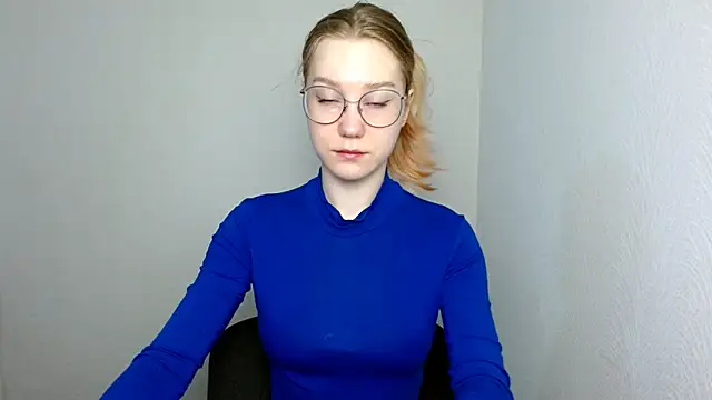 cindi hot online show from March 15, 2025, 8:26 am