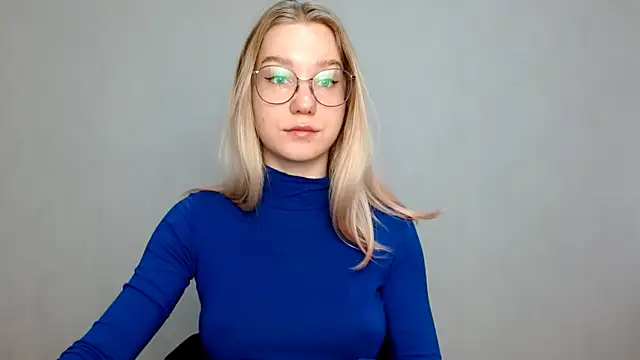 cindi hot online show from February 19, 2025, 7:28 am