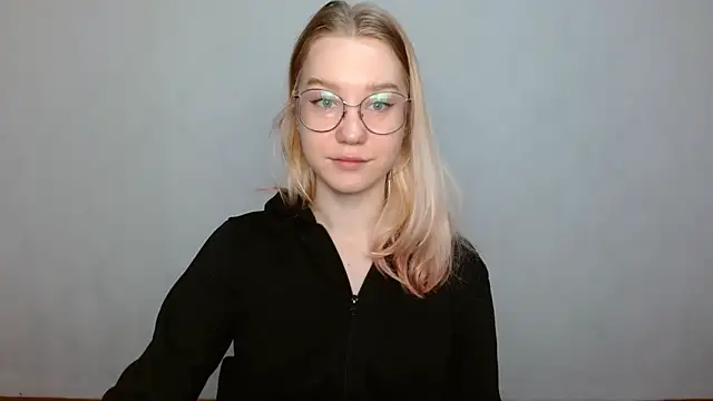 cindi hot online show from February 9, 2025, 9:37 am