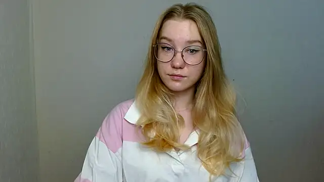 cindi hot online show from November 18, 2025, 11:02 am