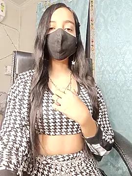 Parinaaz18 online show from December 20, 2025, 2:03 am