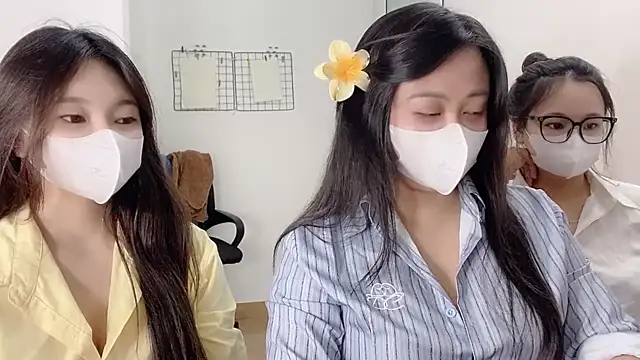 Bamboo Swetie online show from December 2, 2025, 1:57 pm