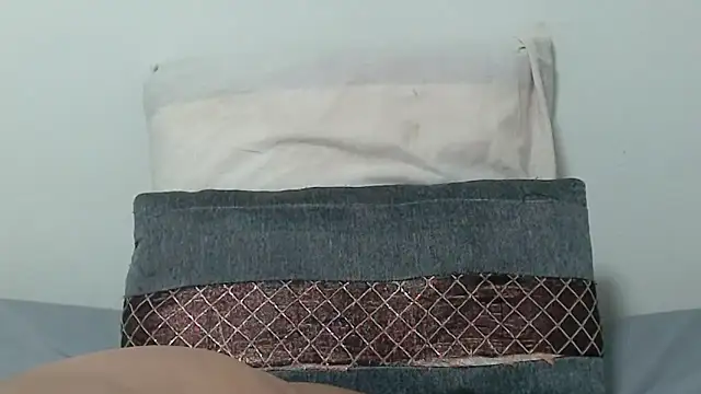 Snapshot of massiveme38 chatting on December 18, 2025, 6:34 pm massiveme38 online show from December 18, 2025, 6:34 pm