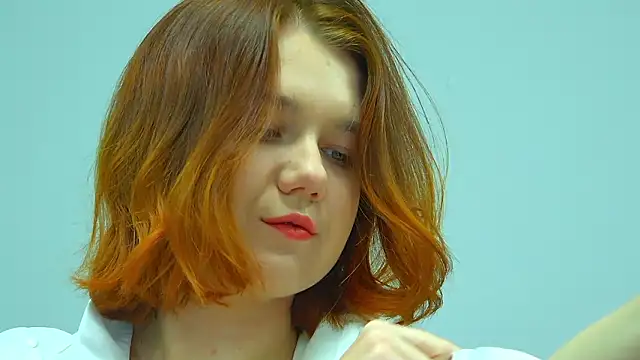 LessySmith online show from February 2, 2026, 4:17 pm