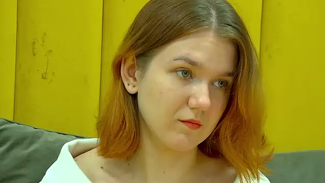 LessySmith online show from November 3, 2025, 4:21 pm