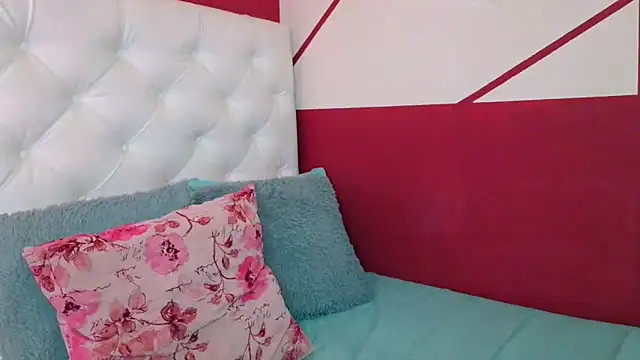 Snapshot of jessi_lovers chatting on February 20, 2025, 2:24 pm jessi lovers online show from February 20, 2025, 2:24 pm