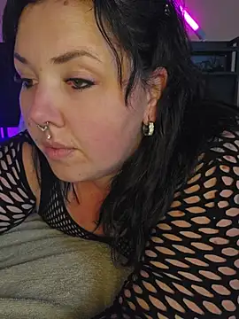 -BonnieBlack- online show from July 8, 2026, 9:04 pm