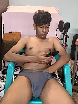 Snapshot of richardjames95 chatting on October 7, 2025, 7:48 pm richardjames95 online show from October 7, 2025, 7:48 pm