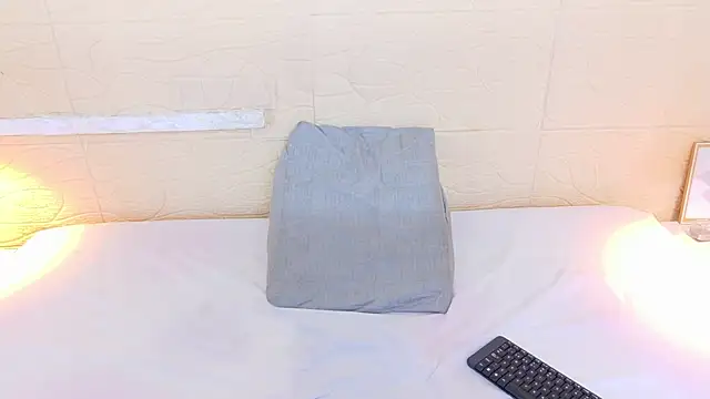 Shamiraa moore online show from March 4, 2025, 10:49 pm