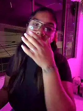 Sofythom1 online show from February 8, 2025, 2:26 am