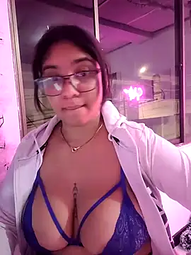 Sofythom1 online show from January 27, 2025, 3:47 am