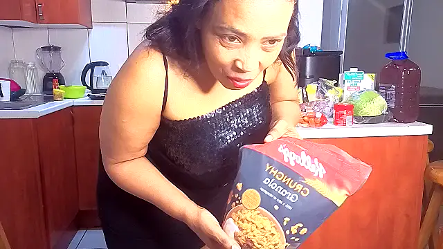 GiantBootyMilf online show from October 7, 2025, 7:59 pm