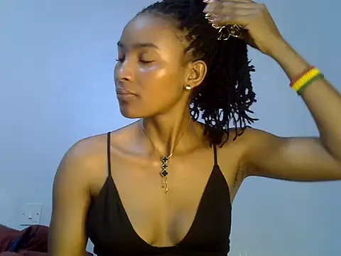 cute-alexis online show from November 30, 2025, 10:49 am