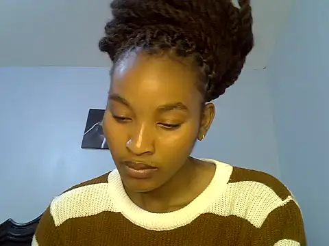 cute-alexis online show from May 14, 2026, 8:39 pm