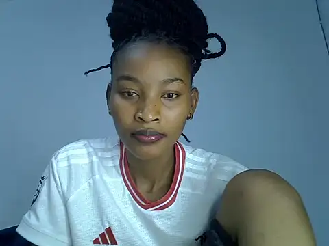 cute-alexis online show from September 28, 2025, 9:11 pm