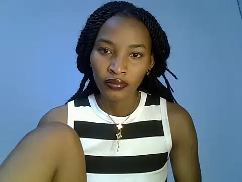 cute-alexis online show from October 13, 2025, 8:27 am