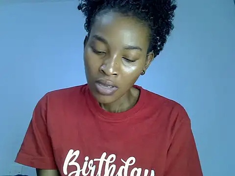 cute-alexis online show from September 21, 2025, 9:58 am