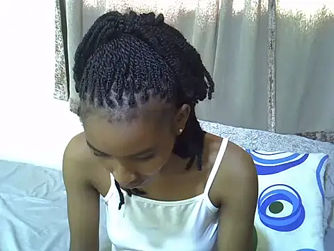 cute-alexis online show from March 18, 2025, 7:33 am