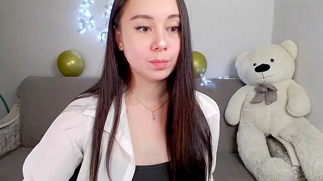 Snapshot of AlinaWett chatting on September 22, 2025, 8:04 pm AlinaWett online show from September 22, 2025, 8:04 pm