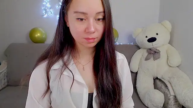 Snapshot of AlinaWett chatting on September 12, 2025, 1:50 am AlinaWett online show from September 12, 2025, 1:50 am