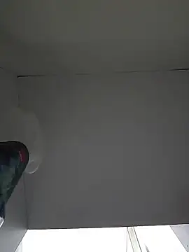 Maryo0001 online show from April 25, 2026, 5:43 am