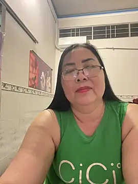 Snapshot of NDith chatting on February 16, 2026, 5:11 pm NDith online show from February 16, 2026, 5:11 pm