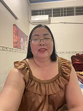 Snapshot of NDith chatting on February 15, 2026, 12:15 pm NDith online show from February 15, 2026, 12:15 pm