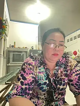 Snapshot of NDith chatting on February 6, 2026, 1:29 pm NDith online show from February 6, 2026, 1:29 pm