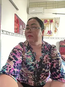 Snapshot of NDith chatting on February 21, 2026, 2:35 am NDith online show from February 21, 2026, 2:35 am