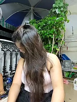 Snapshot of lyna_bl chatting on September 12, 2025, 1:11 pm lyna bl online show from September 12, 2025, 1:11 pm