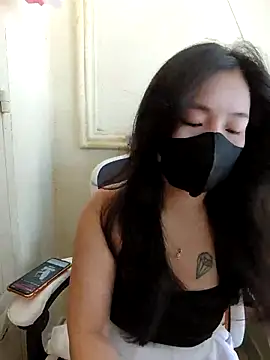 Snapshot of lyna_bl chatting on March 12, 2025, 2:41 am lyna bl online show from March 12, 2025, 2:41 am