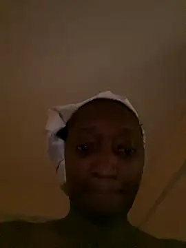 Snapshot of annkeller chatting on November 13, 2025, 8:07 am annkeller online show from November 13, 2025, 8:07 am