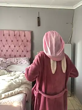 Snapshot of Kylie_Hairy_Bbc chatting on June 28, 2026, 8:09 am Kylie Hairy Bbc online show from June 28, 2026, 8:09 am