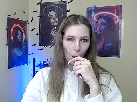 StrangerGi online show from November 14, 2025, 7:12 am