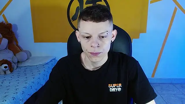 Matthew Boy  online show from February 9, 2025, 1:03 pm