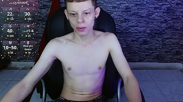 Matthew Boy  online show from March 8, 2025, 8:14 pm