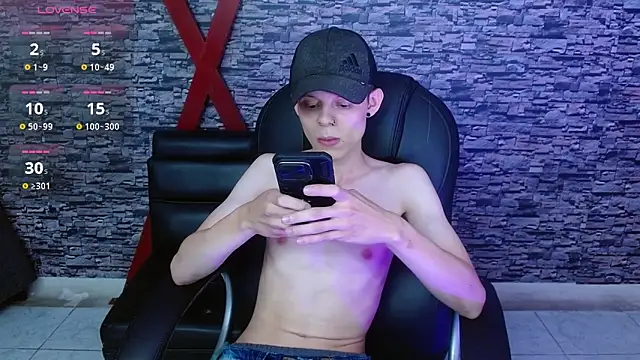 Matthew Boy  online show from March 10, 2025, 8:56 pm