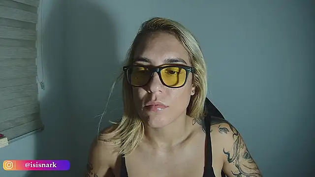 Isis69  online show from February 10, 2026, 11:48 pm